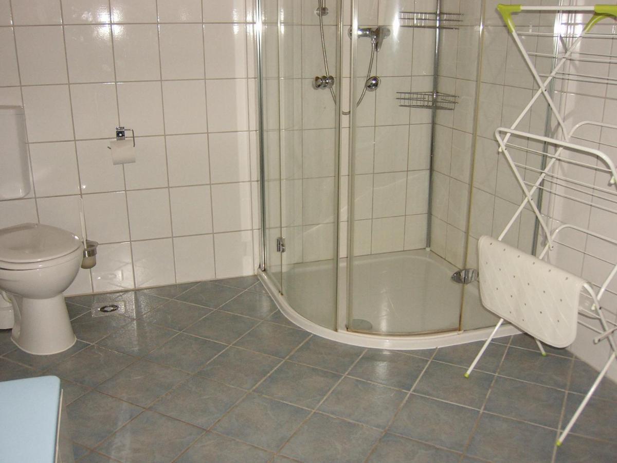 Neureuth Apartment *