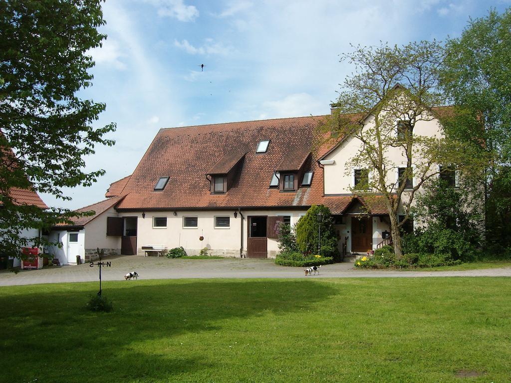 Neureuth Apartment Schillingsfürst